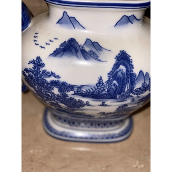 BOMBAY COFFEE /TEAPOT 52 OZ BLUE WILLOW ORIENTAL LANDSCAPE SCENE BLUE & WHITE - Picture 7 of 9